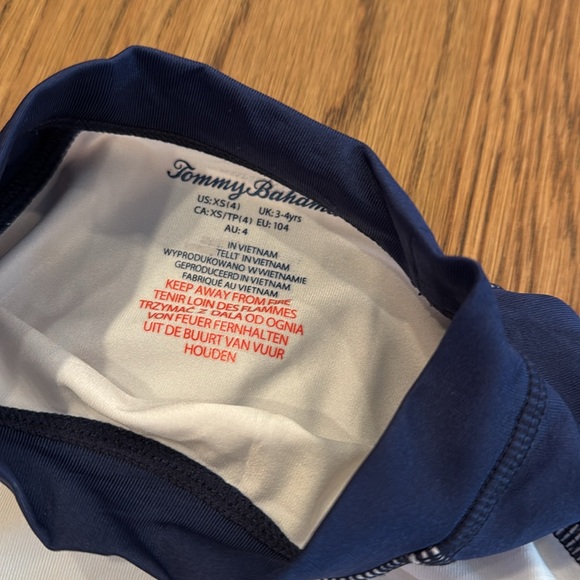 Tommy Bahama toddler bundle Boys Size 4 - Picture 8 of 8